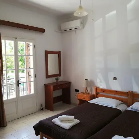 Lemonia Apartment